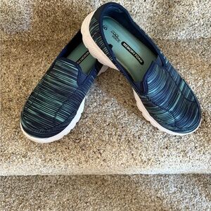 Skechers Women's Blue Athletic Shoes